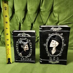Black Skeleton Decor Light Up Books